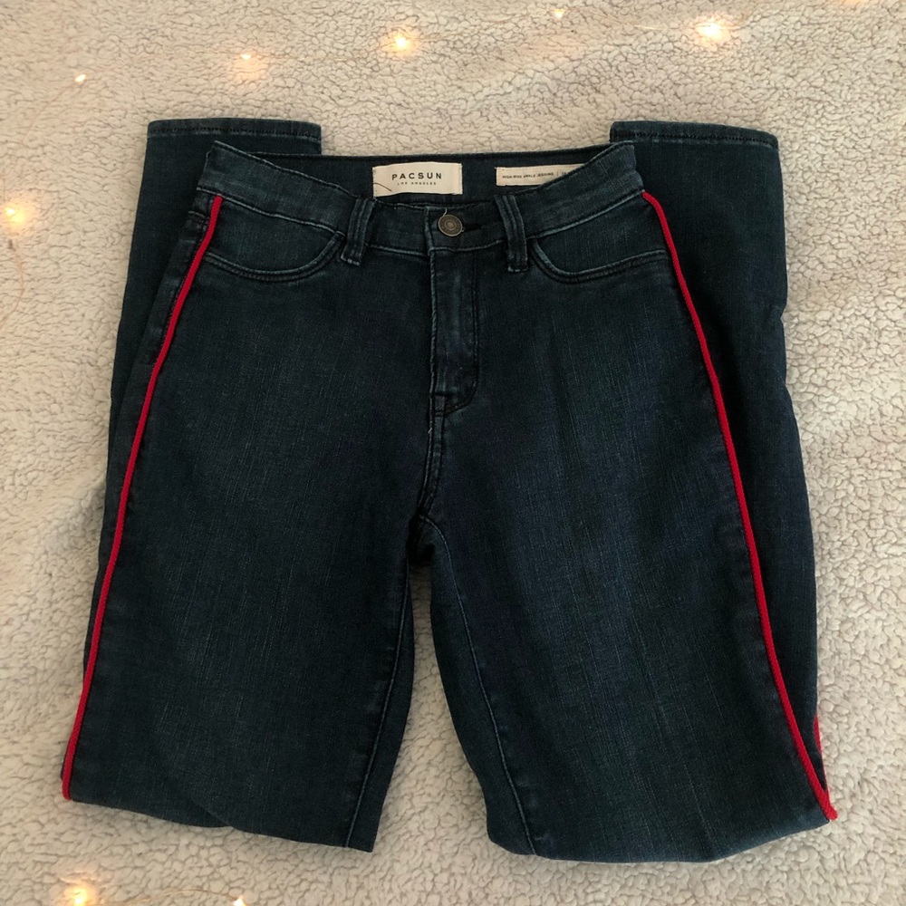 Pacsun skinny jeans dark wash with red stripe